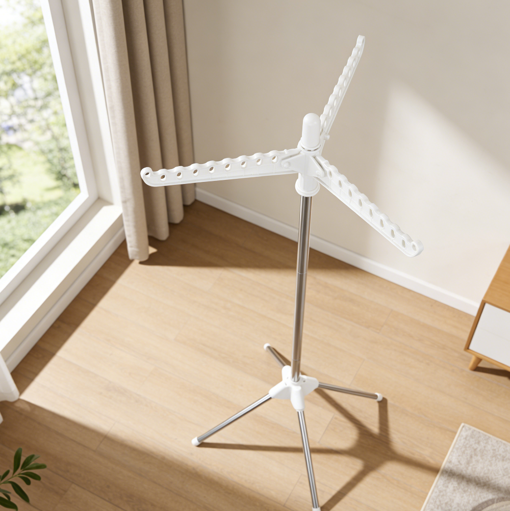 59-Inch Rotatable Foldable Tripod Clothes Drying Tree Stand (set of one)